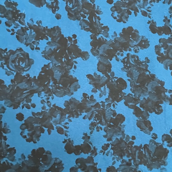 MEC dress - Picture 4 of 4